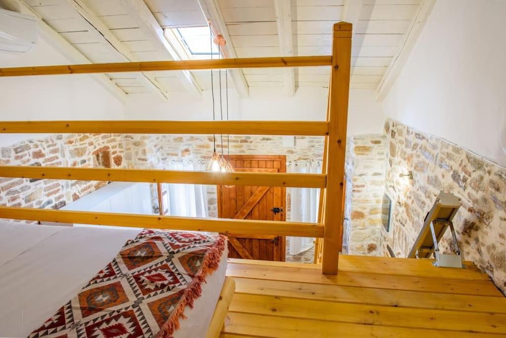 Apartamento Lavrio Stone House 5 Min From The Centre/Port Exterior foto