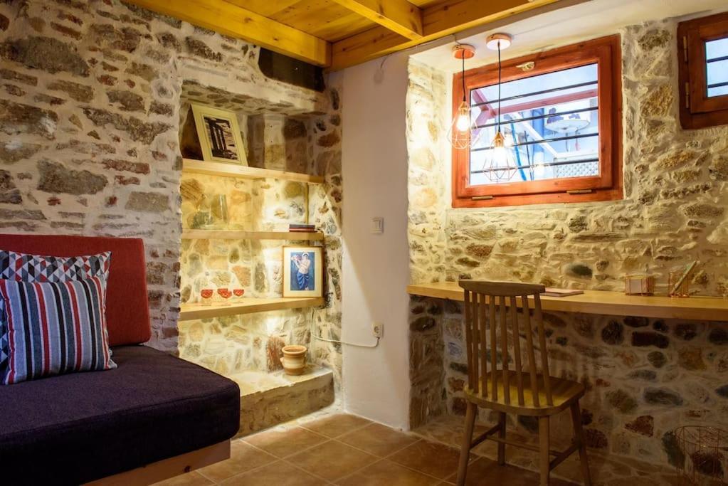 Apartamento Lavrio Stone House 5 Min From The Centre/Port Exterior foto