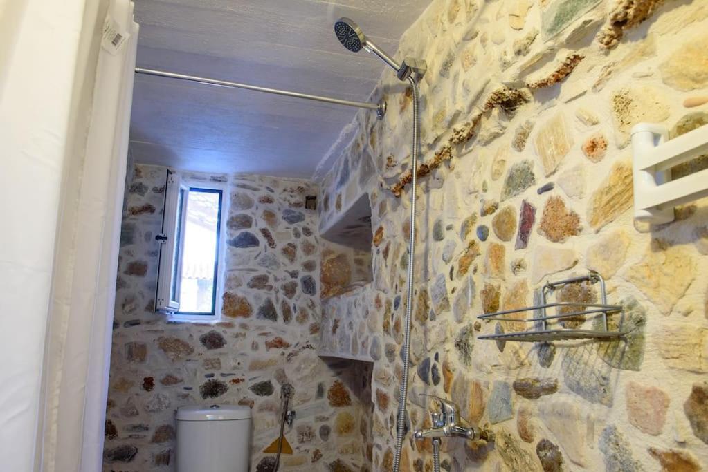 Apartamento Lavrio Stone House 5 Min From The Centre/Port Exterior foto
